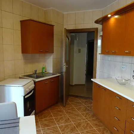 Πανσιόν Downtown Suites Marasti *